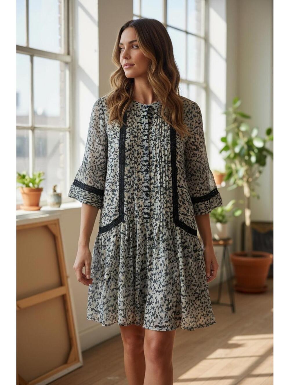 Angie Printed‎ Dress with Black Trim Detail SZ MED